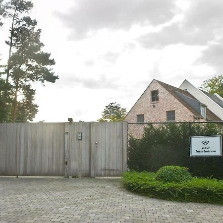 B&B Interludium Nijlen Luaran gambar