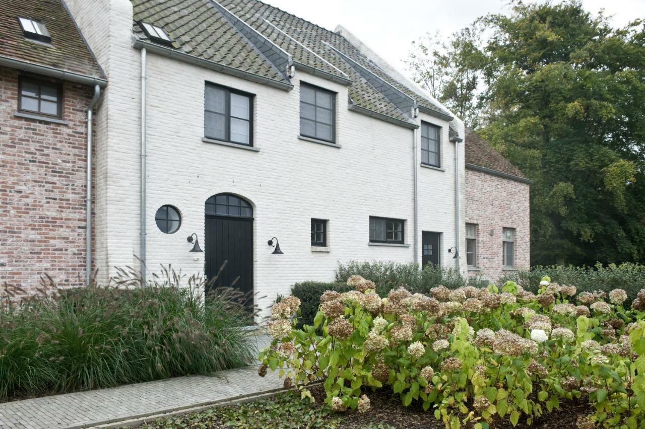 B&B Interludium Nijlen Luaran gambar